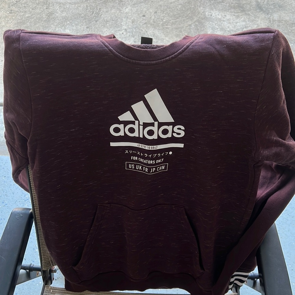 Adidas crewneck